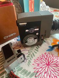 Cinepresa vintage con faro luce