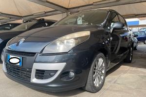 RENAULT SCENIC X- MOOD 1,5 DCI