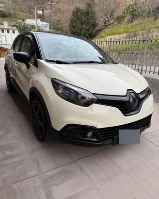 Renault Captur 1.5dci 90cv NEOPATENTATI