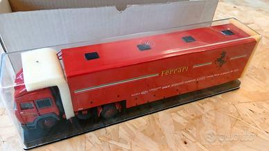 Old Cars Iveco Ferrari Bisarca 1/43