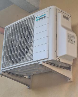 Condizionatore Daikin con due splitter
