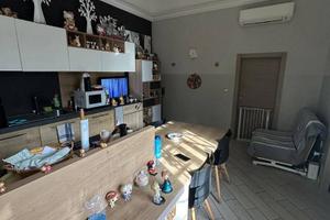 Casa singola con cortile e terrazzino ad Acireale