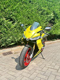 RS 660 Acid Yellow 3000 km - Full power my21