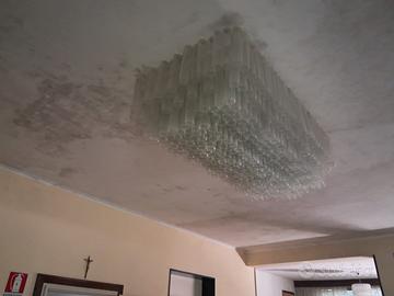 lampadario da sala conferenze 