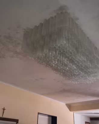 lampadario da sala conferenze 