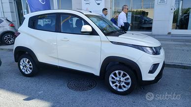 Mahindra KUV 100 K6+ in condizioni ottimali