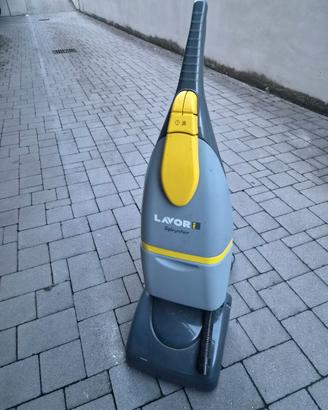 lavapavimenti industriale