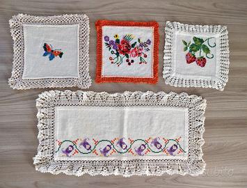 4 Centrini a punto croce