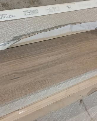 Piastrelle in gres porcellanato 160x26