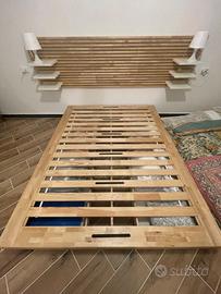 Struttura letto matrimoniale con testiera