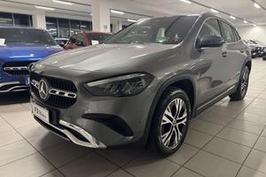 Mercedes-Benz GLA 200 d Automatic Progressive...