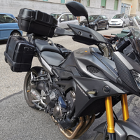 Valigie Laterali GIVI TRK 46 Litri con telaietti