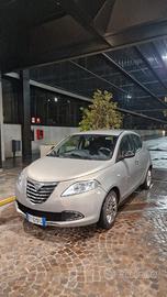 LANCIA Y GOLD CHIC motorizzazione GPL