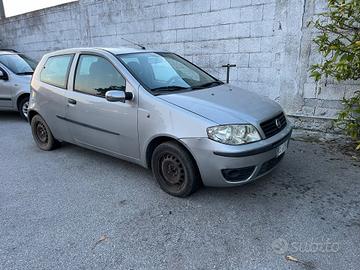 Ricambi fiat punto