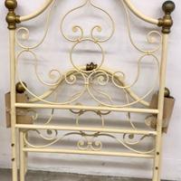 Letti singoli in ferro