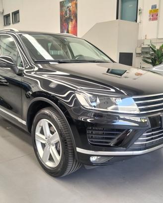Volkswagen Touareg 3.0 TDI 204 CV tiptronic BlueMo