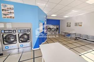 Attività / Licenza di 100 m² a Rovereto