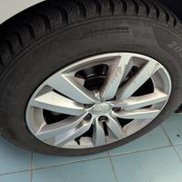 Cerchi in lega Peugeot 308 II con gomme invernali