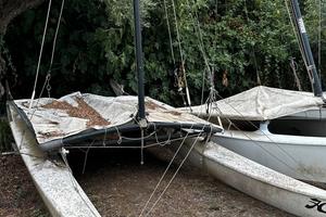 Hobie 14T Catamarano