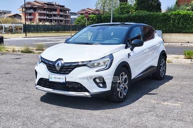 RENAULT Captur Plug-in Hybrid E-Tech 160 CV Techno