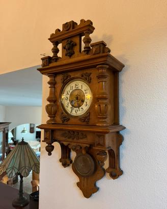 Orologio antico olandese con pendolo in Noce
