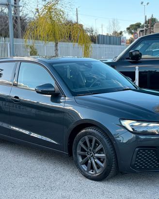 Audi A1 SPB 25 TFSI S tronic Admired LED NAV 2022