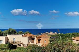 2 LOCALI A TRINITÀ D'AGULTU E VIGNOLA
