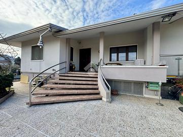 VILLA SINGOLA A MALO