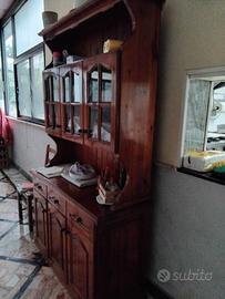 armadio in legno 