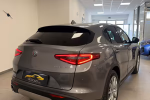 Alfa Romeo Stelvio 2.2 Turbodiesel 190 CV AT8 Q4 B