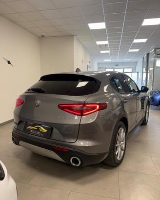 Alfa Romeo Stelvio 2.2 Turbodiesel 190 CV AT8 Q4 B