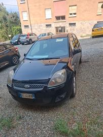 ford fiesta neopatentati 