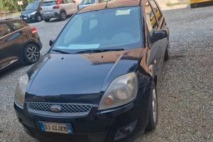 ford fiesta neopatentati 