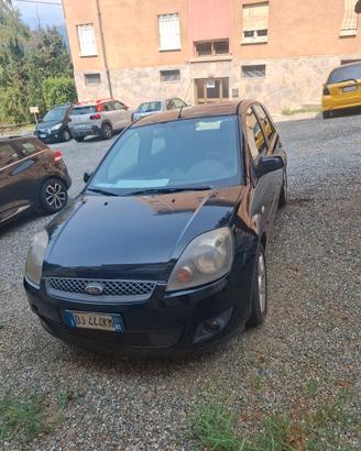 ford fiesta neopatentati 