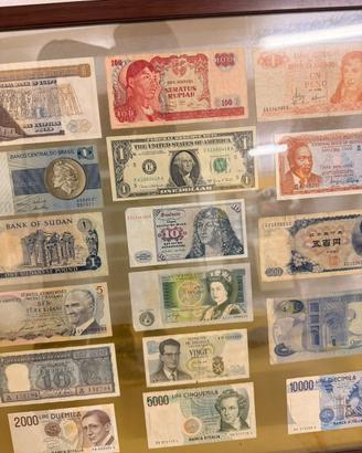 Quadro d'arredo vintage con 20 banconote dal mondo