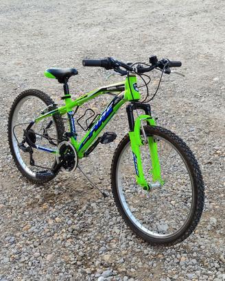 MOUNTAIN BIKE BICICLETTA 24