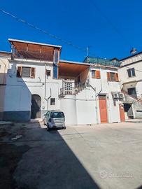 Semindipendente con spazio esterno