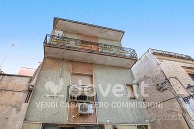 Appartamento di 100 m² con 4 locali a Sternatia