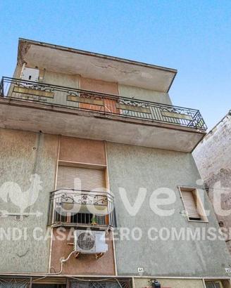 Appartamento di 100 m² con 4 locali a Sternatia