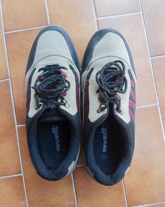 Scarponcini trekking 