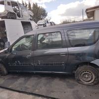Ricambi DACIA Logan del 2007 station wagon 1.5 dci