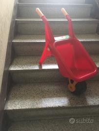 Carriola giocattolo