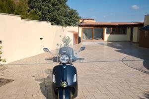 Piaggio Vespa 300 GTS super tech