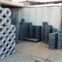 Rete recinzione e paletti