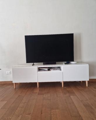 Mobile TV IKEA BESTÅ
