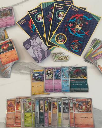 Lotto 100 Carte Pokémon + Gadget