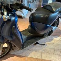 Scooter Aprilia Scarabeo 150-12/2000 - Rotax154S