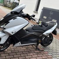 T max 530 ABS 2013