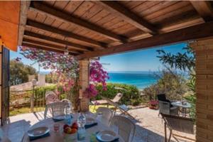 Villa panoramica a costa rei