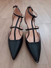 Scarpe Eleganti Nere con Listini Incrociati n40